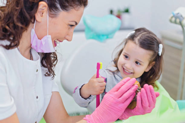 Best Tooth Extraction  in Alorton, IL